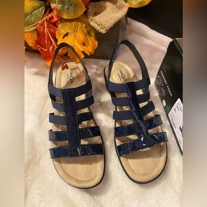 East 5th Womens Ivey Heeled Sandals